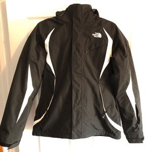 Women’s North Face Winter Jacket size Medum